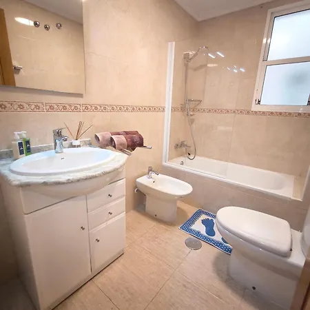 Comfortable In Excellent Location Apartamento *